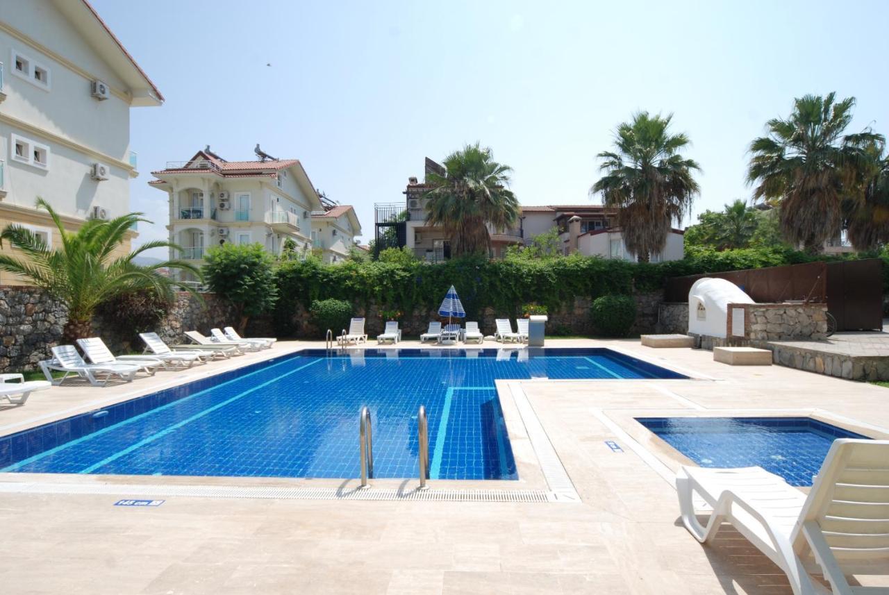 Saros Apartments Calis Beach Fethiye Buitenkant foto