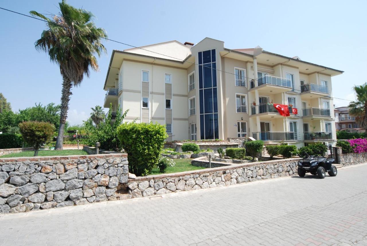 Saros Apartments Calis Beach Fethiye Buitenkant foto