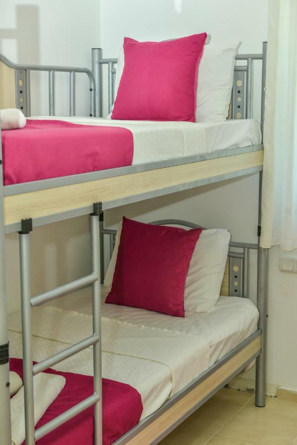Saros Apartments Calis Beach Fethiye Buitenkant foto